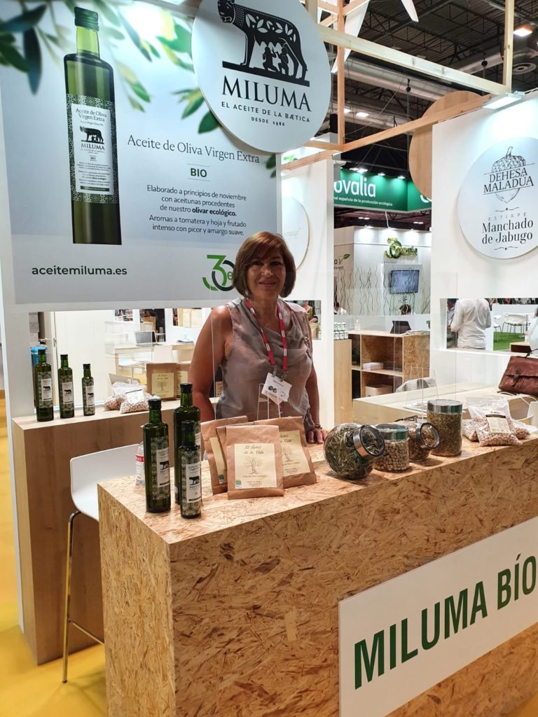 Estrella Luque con Miluma Bio en la II Organic Food Iberia